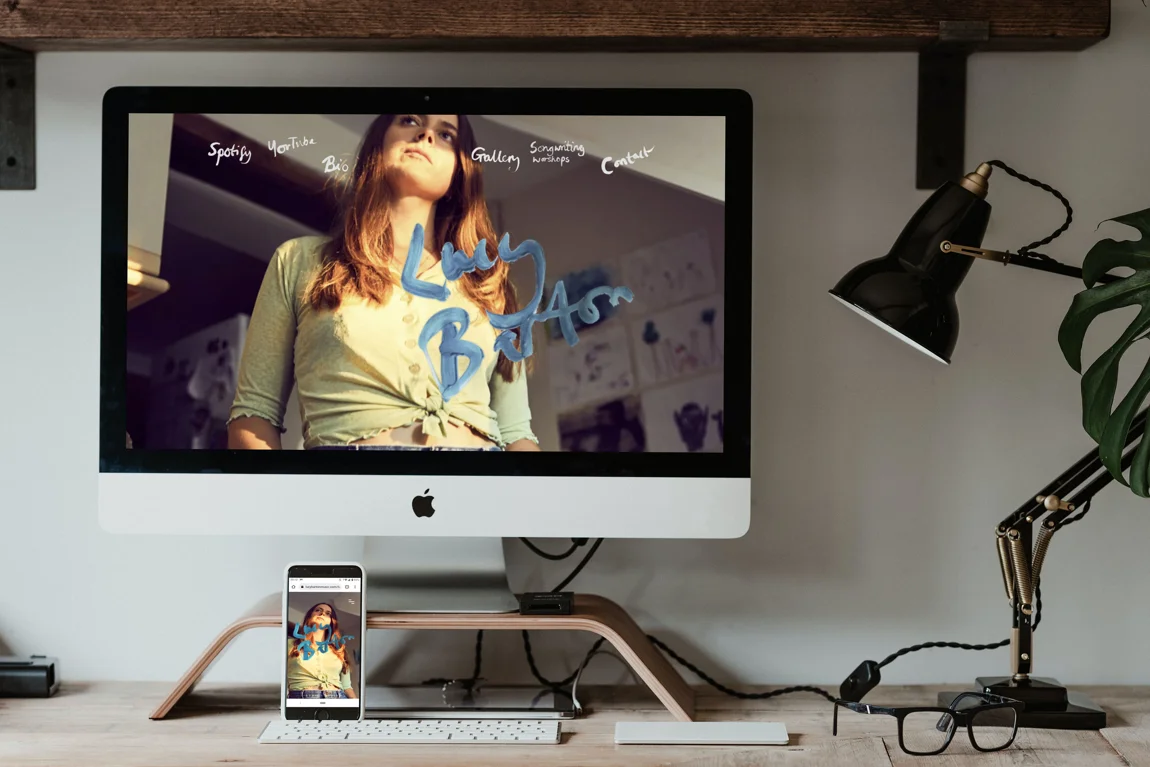 lucybartonmockup.jpg
